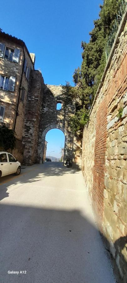 La Casa Dei Bersaglieri Apartamento Perúgia Exterior foto